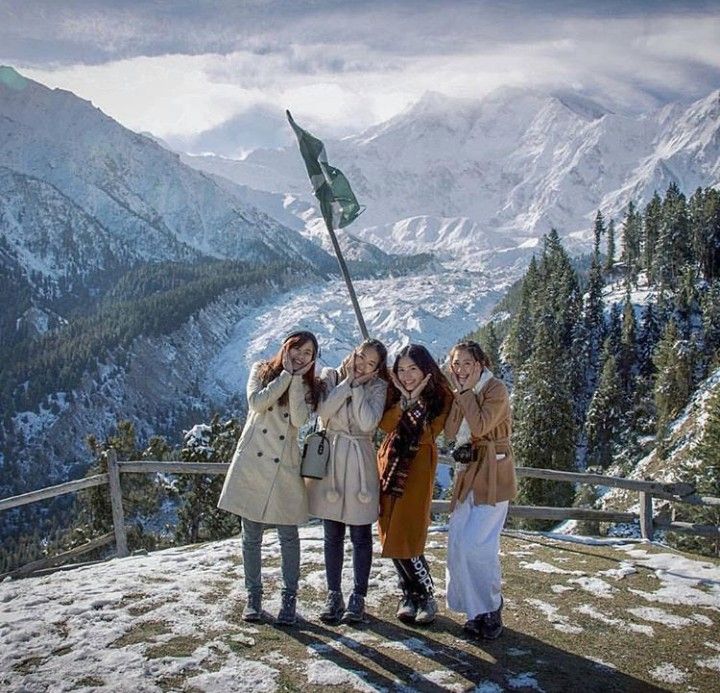 About Travel With Saadi